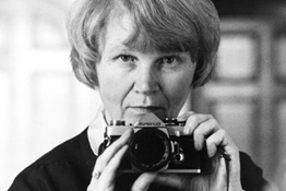 In my opinion Jane Bown is one of the most influential British female photographers of the twentieth century. In Europe, she would be lauded as the great photographer she is.