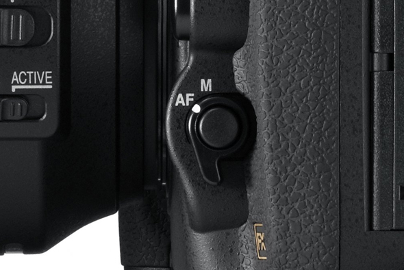 Nikon-D800-AF-MF-Switch.jpg
