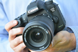 Canon EOS 7D vs 7D Mark II
