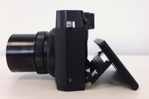 Fuji X30 hands-on review Fuji X30 hands-on review