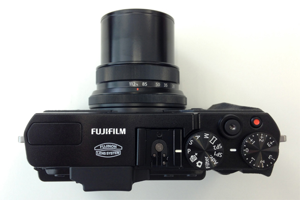 Fuji X30 hands-on review Fuji X30 hands-on review