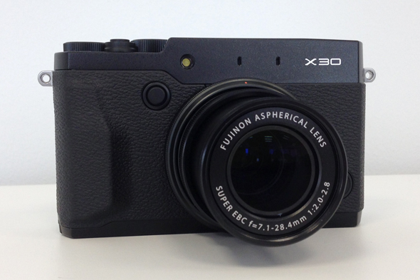 Fuji X30 hands-on review Fuji X30 hands-on review