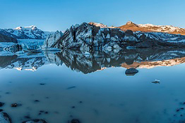 How to Shoot Panoramic Images
