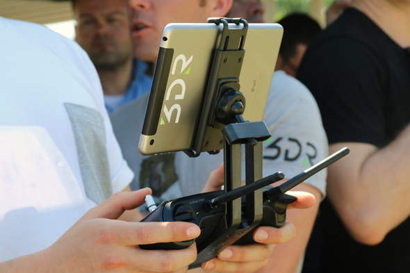 Hands-on with the 3DR Solo Drone Hands-on with the 3DR Solo Drone