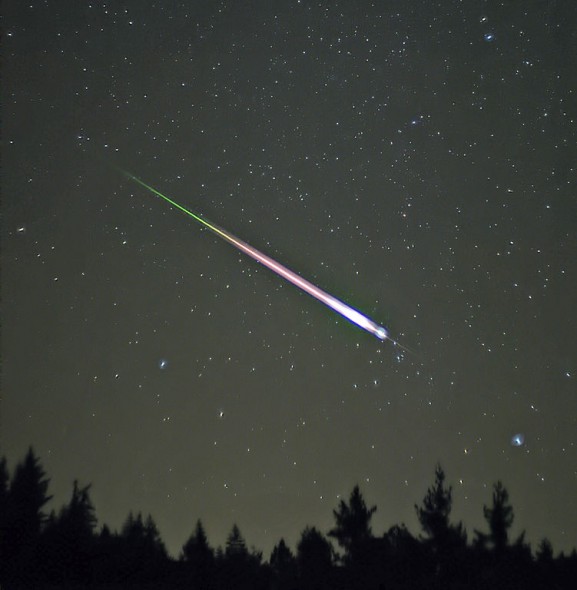 How to Photograph the Leonid Meteor Shower