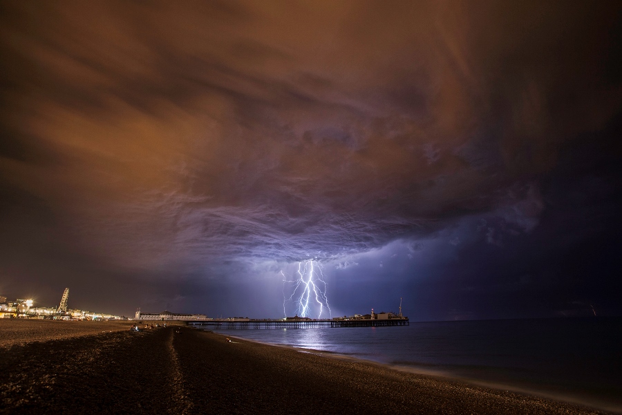 How to Photograph Lightning