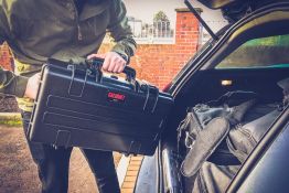 Affordable rolling hard case review | Calumet WT1905