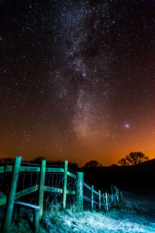 Photographing the night sky