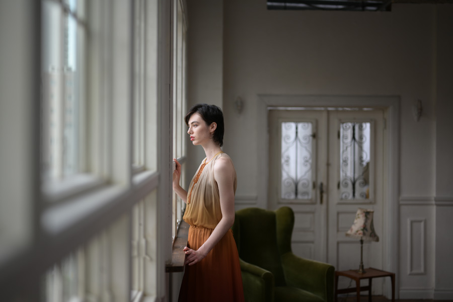 Example image demonstrating an f1.2 aperture