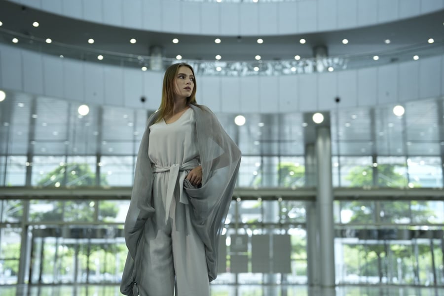 Example image demonstrating an f2 aperture depth of field