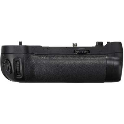 Nikon MB-D17 Battery Grip