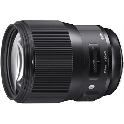 Sigma 135mm f1.8 DG HSM Lens for Nikon F
