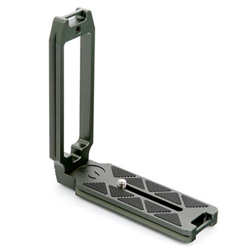 Used 3 Legged Thing QR11-FBG L Bracket