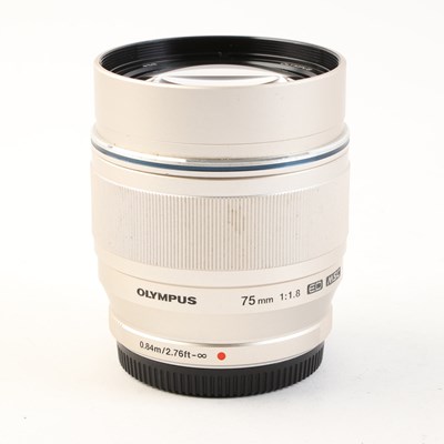 USED Olympus M.Zuiko Digital ED 75mm f1.8 Lens - Silver