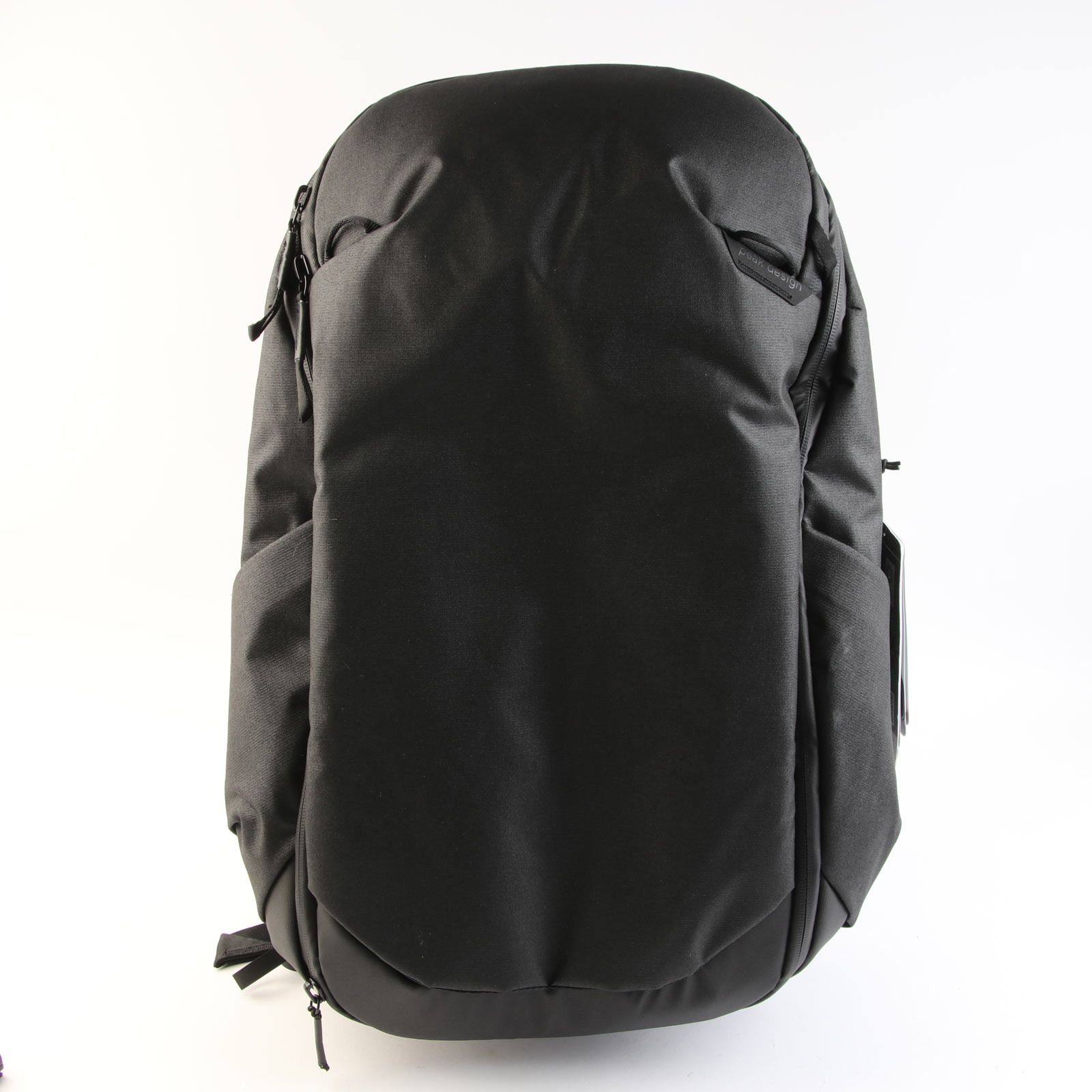 USED Peak Design Travel Backpack 30L - Black