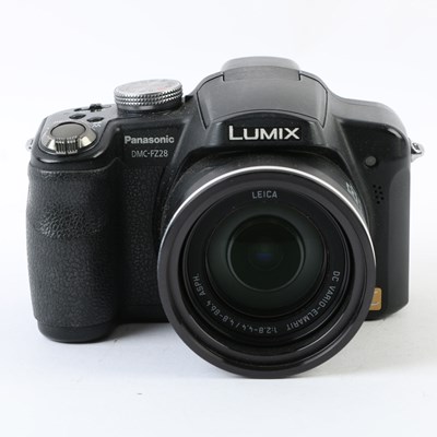 USED Panasonic LUMIX DMC-FZ28 Black Compact Digital Camera