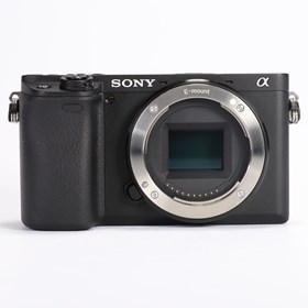 USED Sony A6400 Digital Camera Body