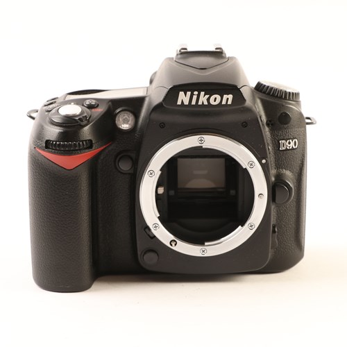 USED Nikon D90 Digital SLR Camera Body