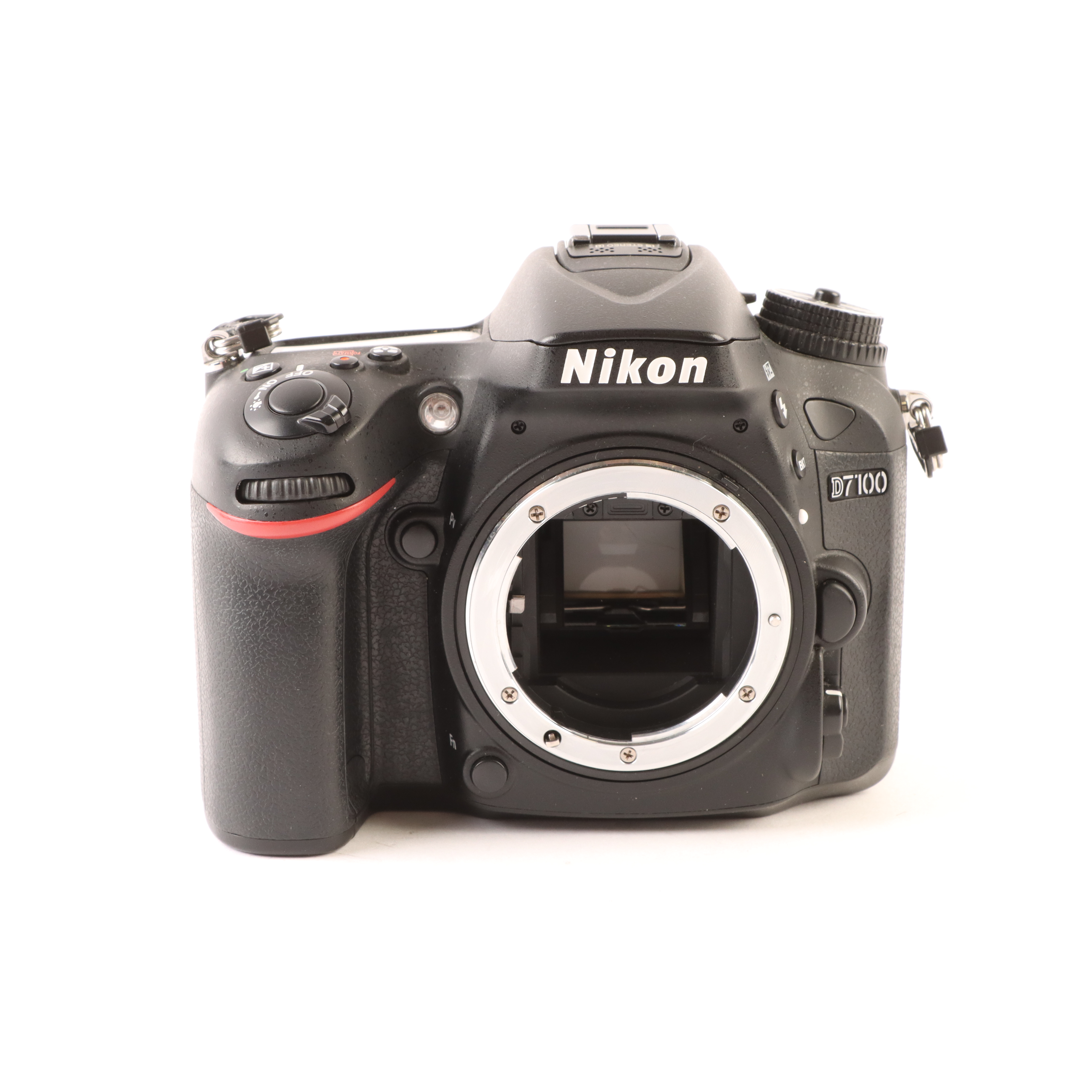 USED Nikon D7100 Digital SLR Camera Body