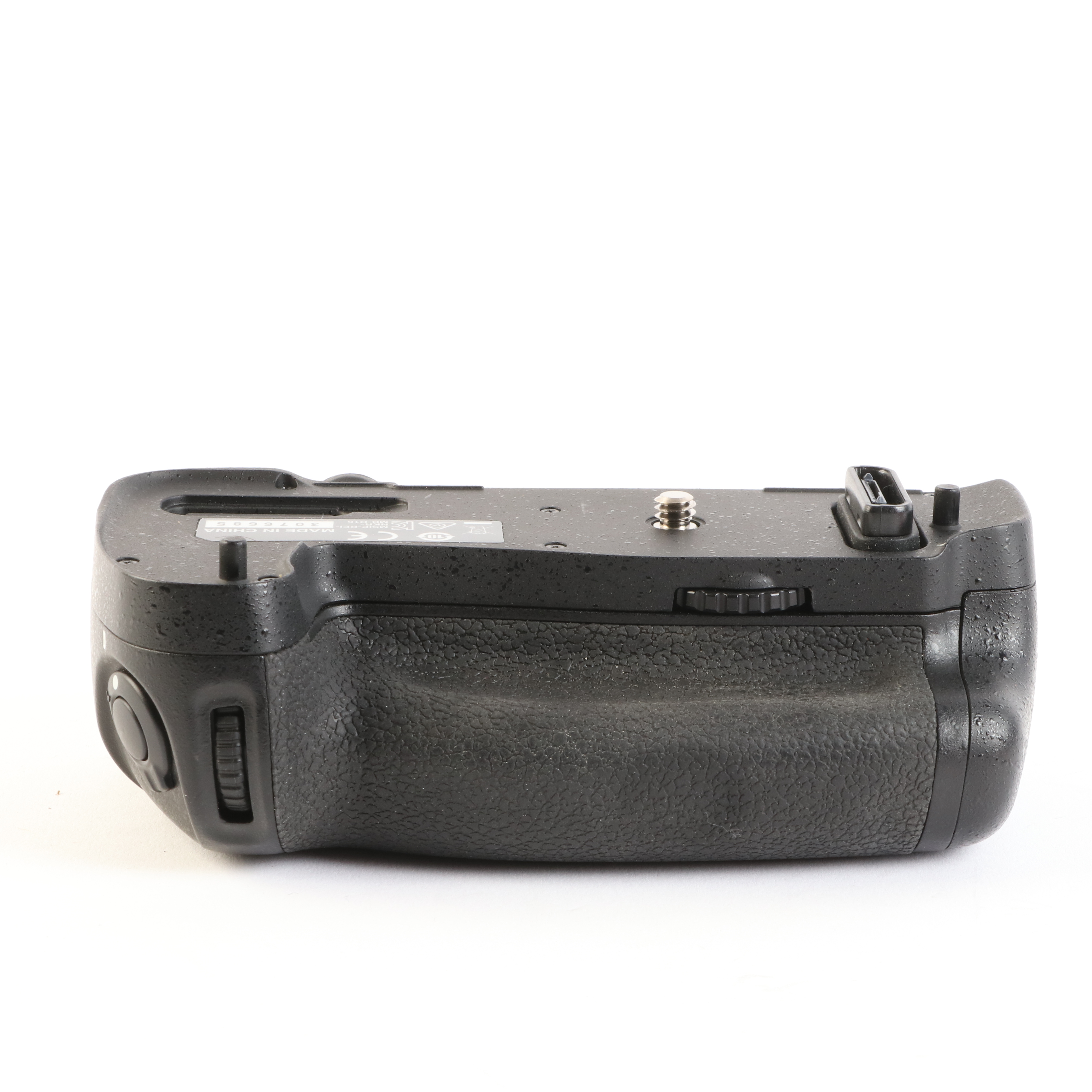 USED Nikon MB-D16 Battery Grip for D750