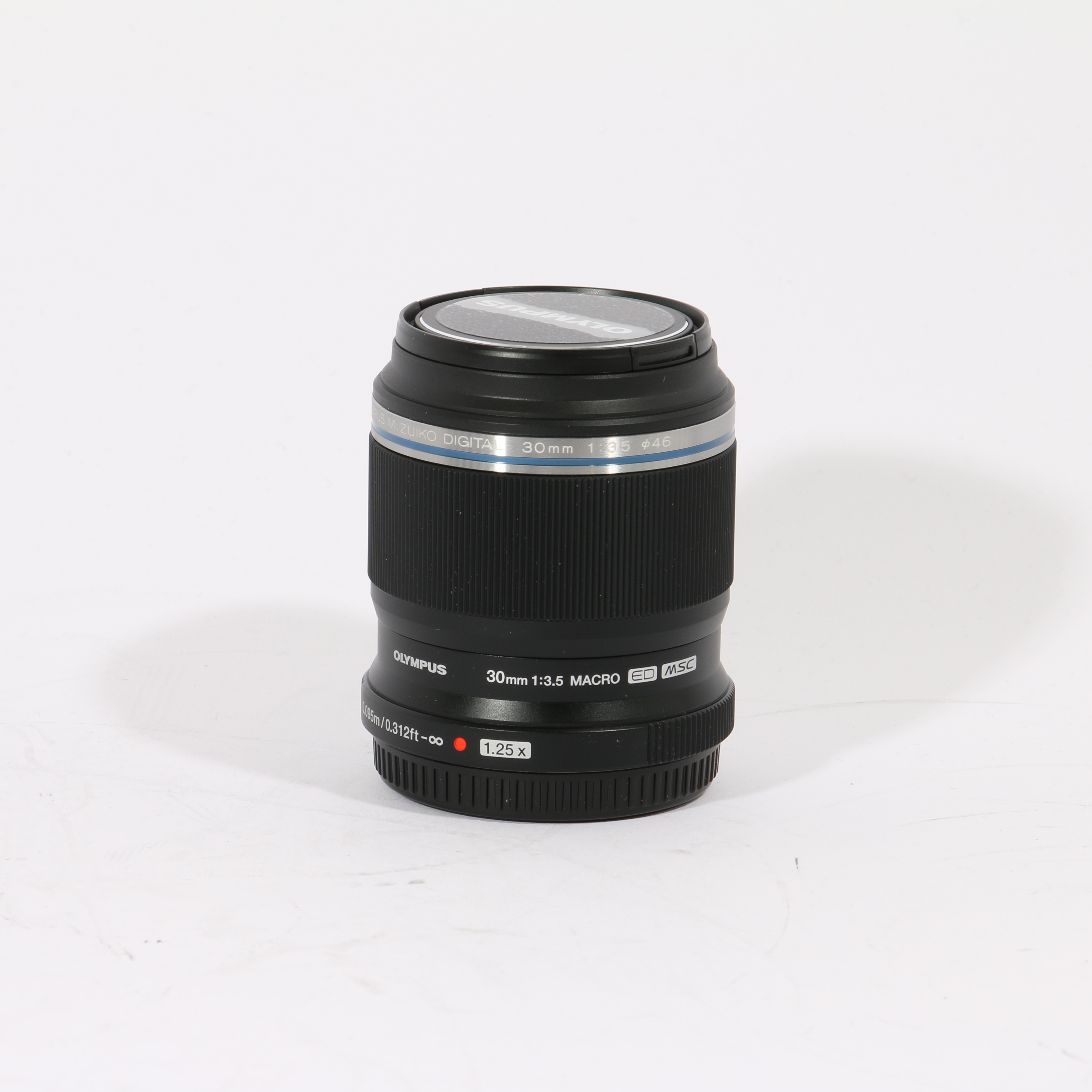 USED Olympus M.Zuiko Digital ED 30mm f3.5 Macro Lens