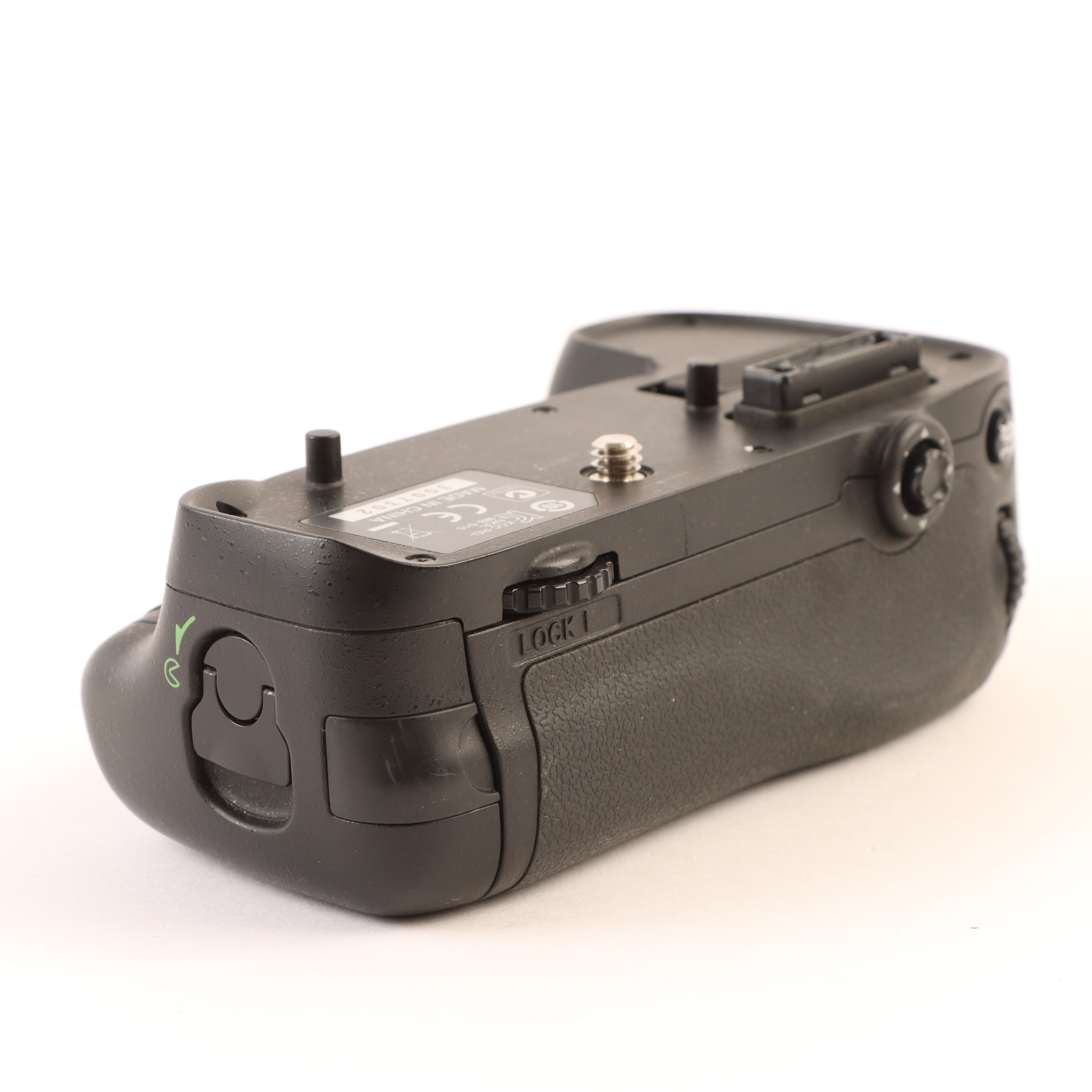 USED Nikon MB-D15 Battery Grip for D7100