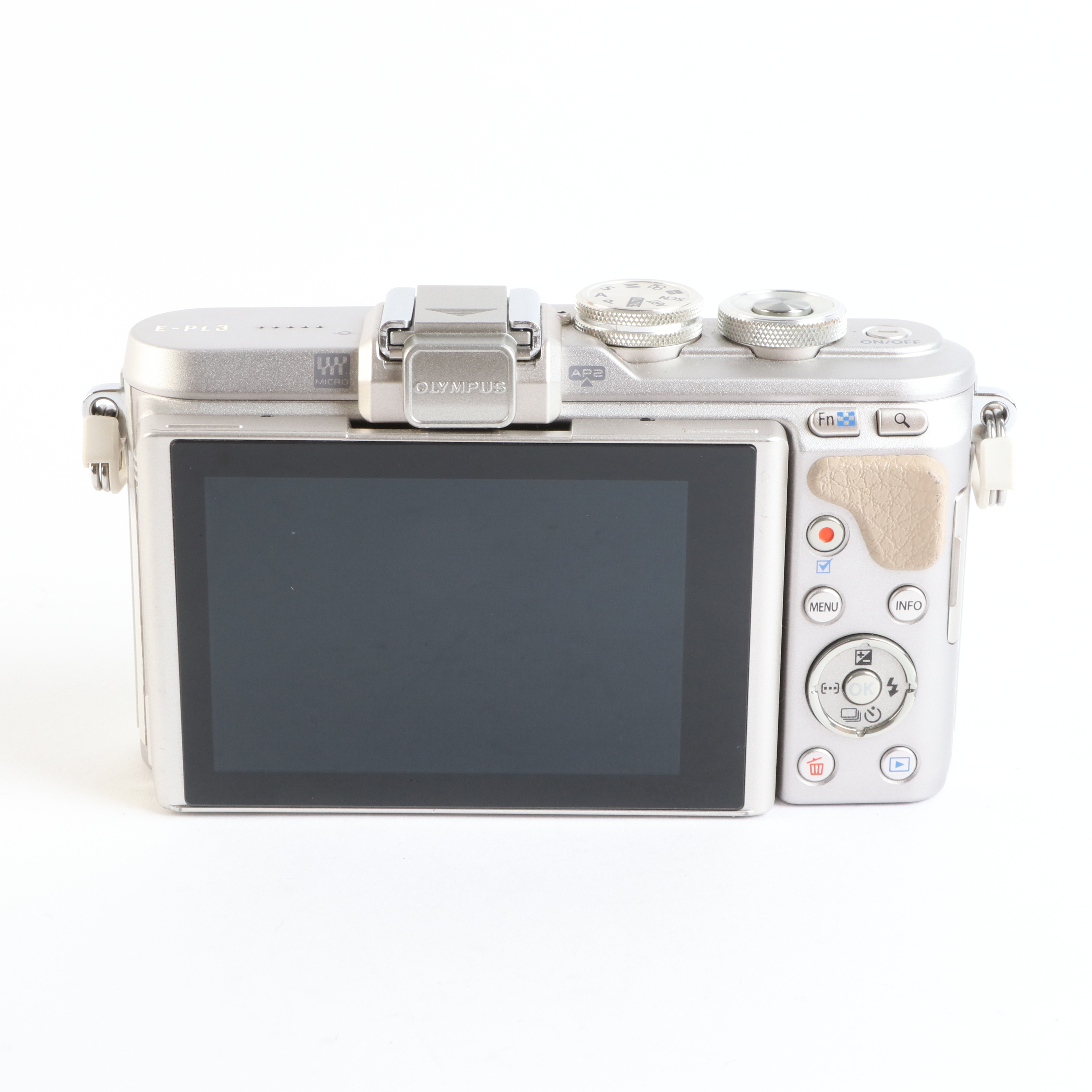 USED Olympus Pen E-PL8 Digital Camera Body - White | Wex Photo Video