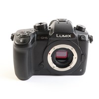 USED Panasonic Lumix GH5 Digital Camera Body