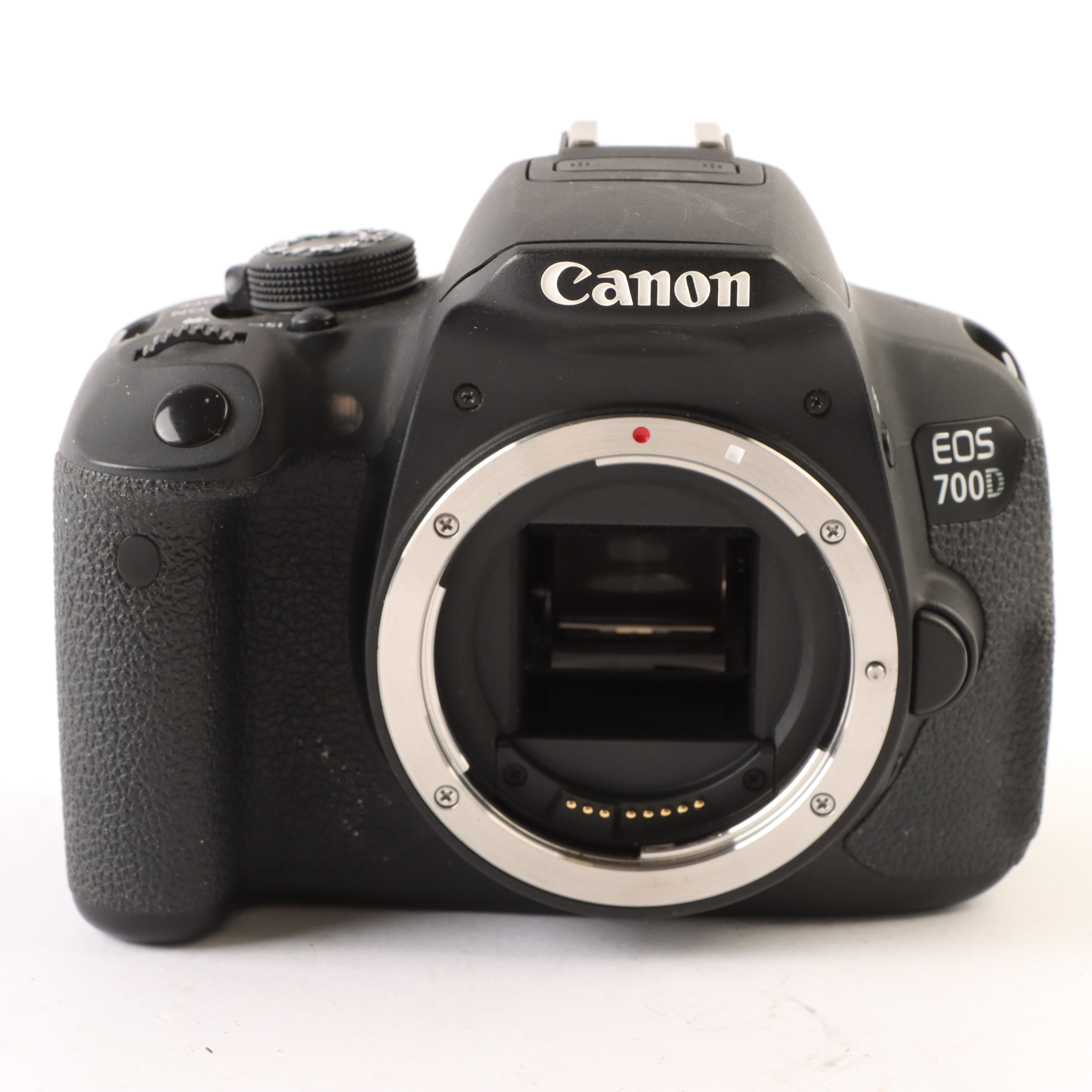 USED Canon EOS 700D Digital SLR Camera Body