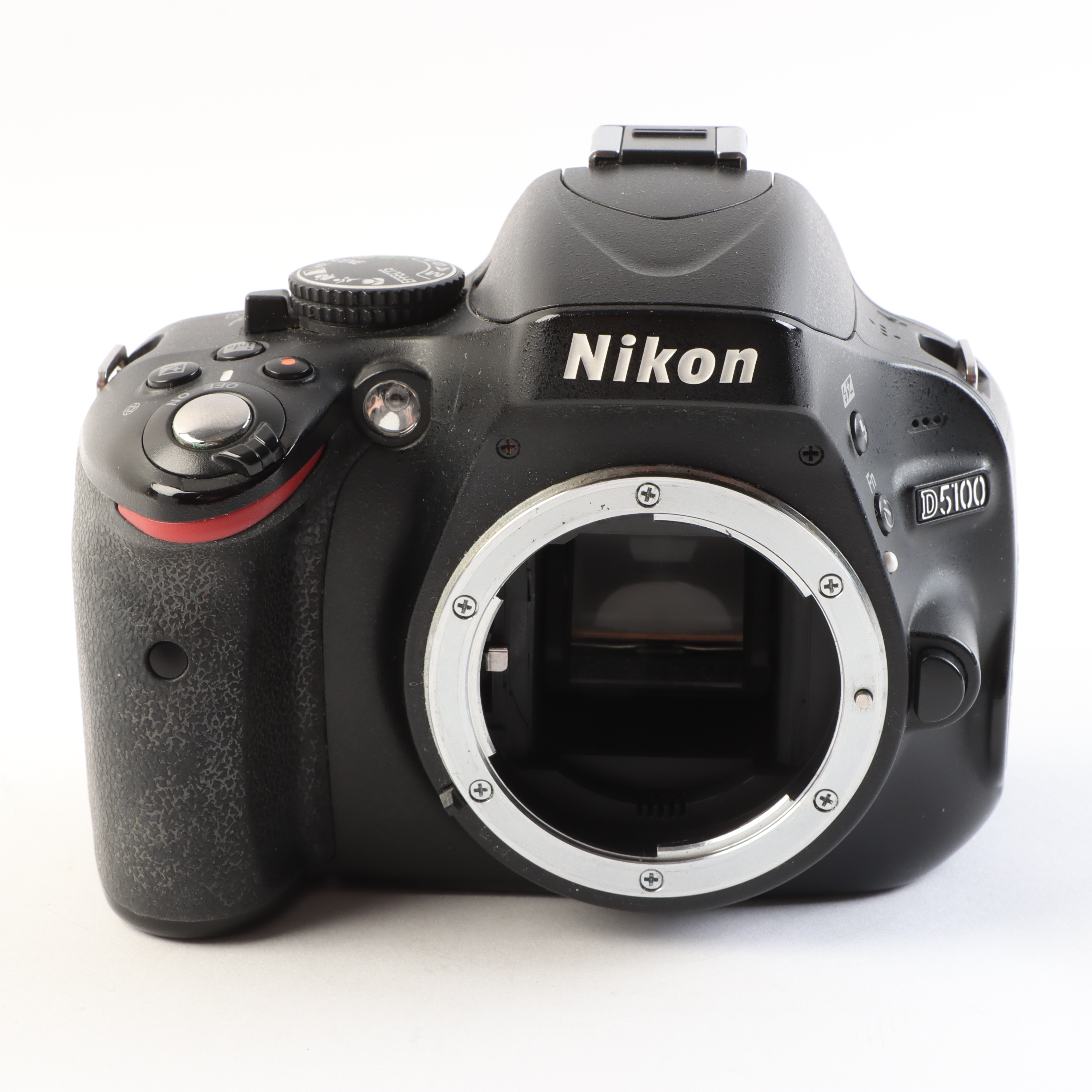 USED Nikon D5100 Digital SLR Camera Body