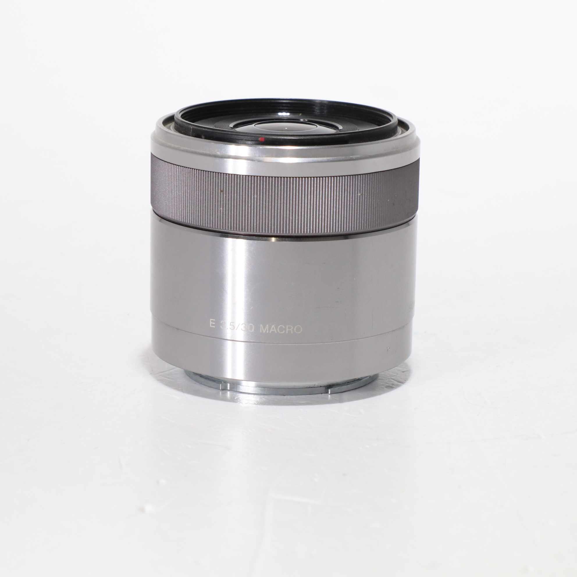 USED Sony E 30mm f3.5 Macro Lens