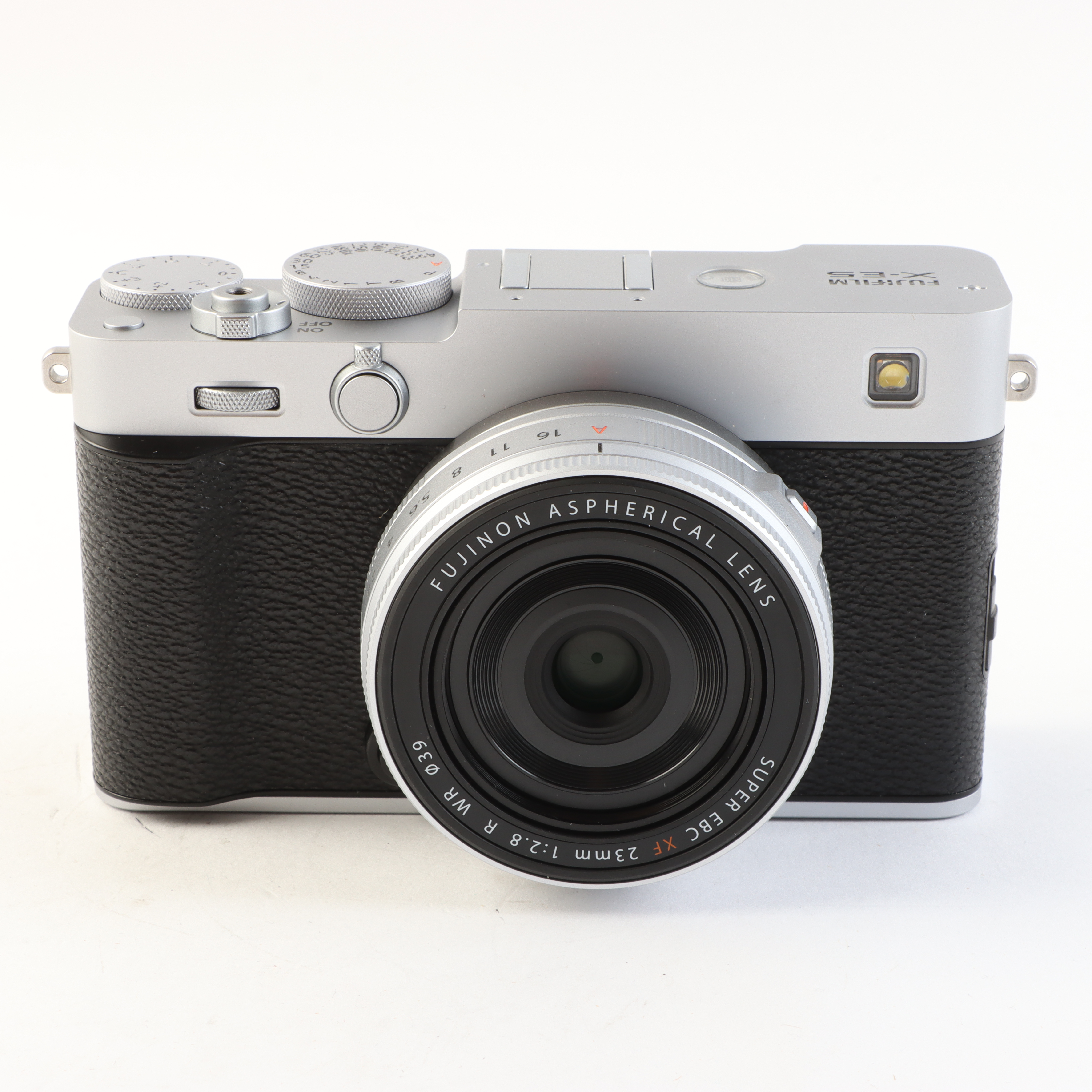 USED Fujifilm X-E5 Digital Camera with 23mm f2.8 WR Pancake Lens - Silver