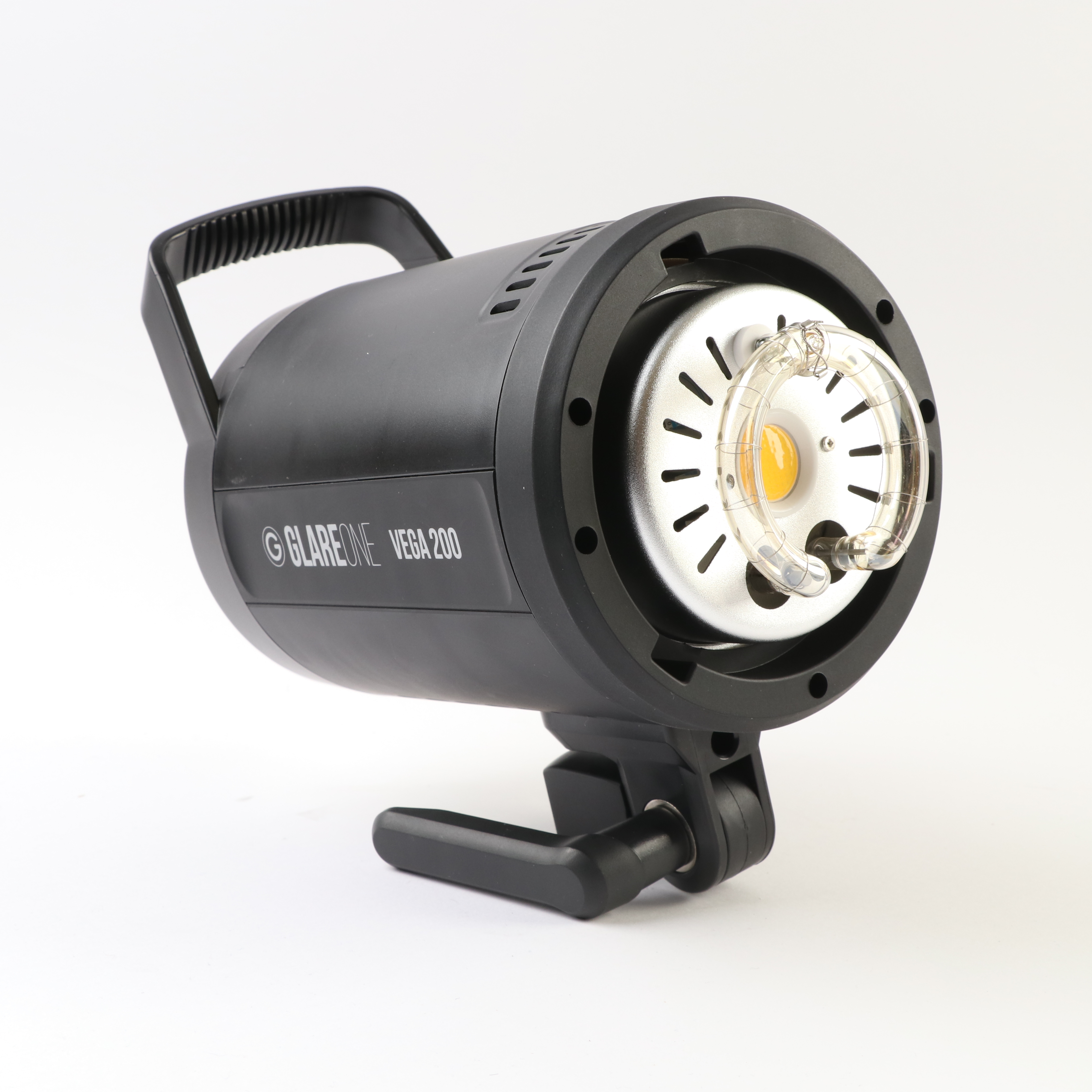USED GlareOne Vega 200 Studio Monolight