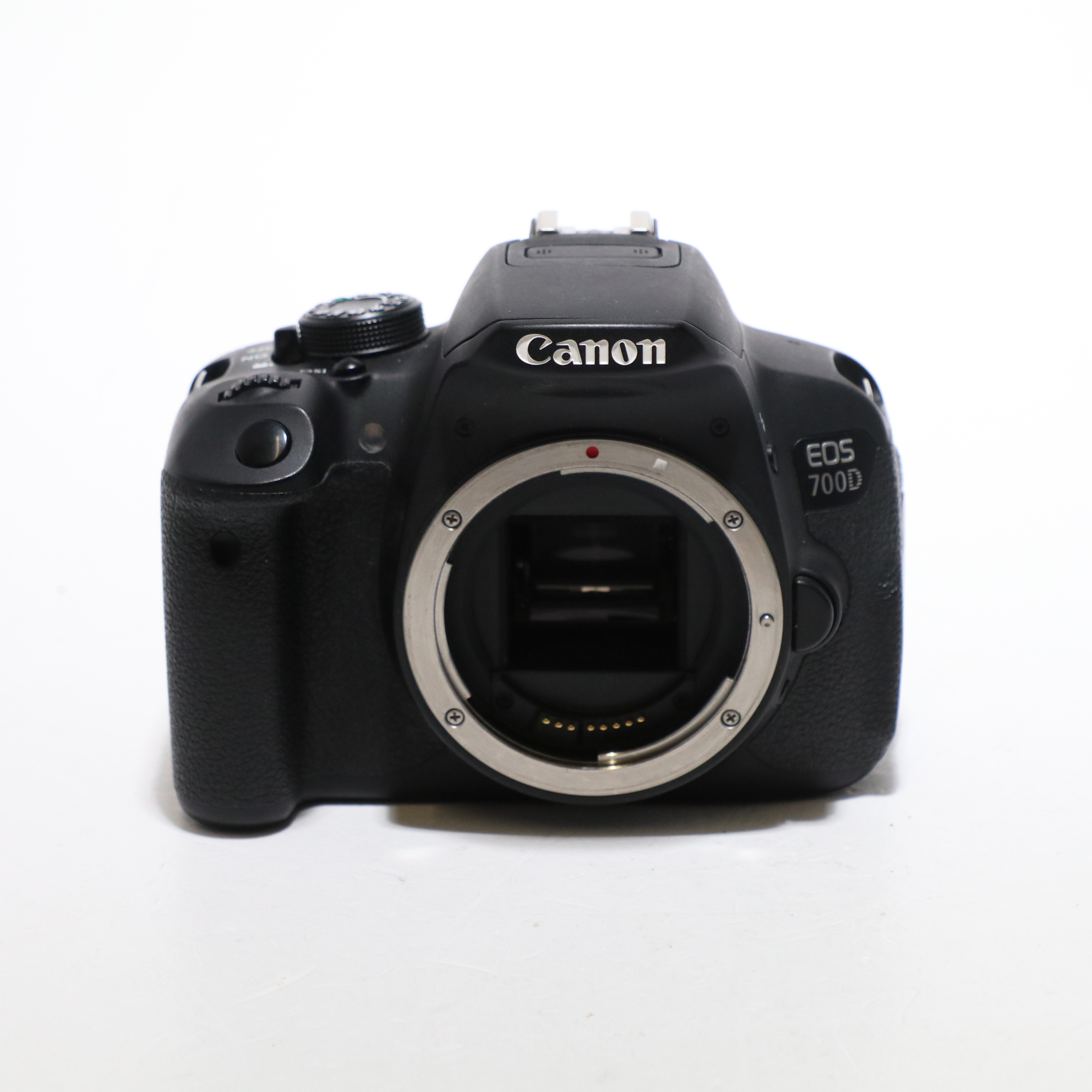 USED Canon EOS 700D Digital SLR Camera Body