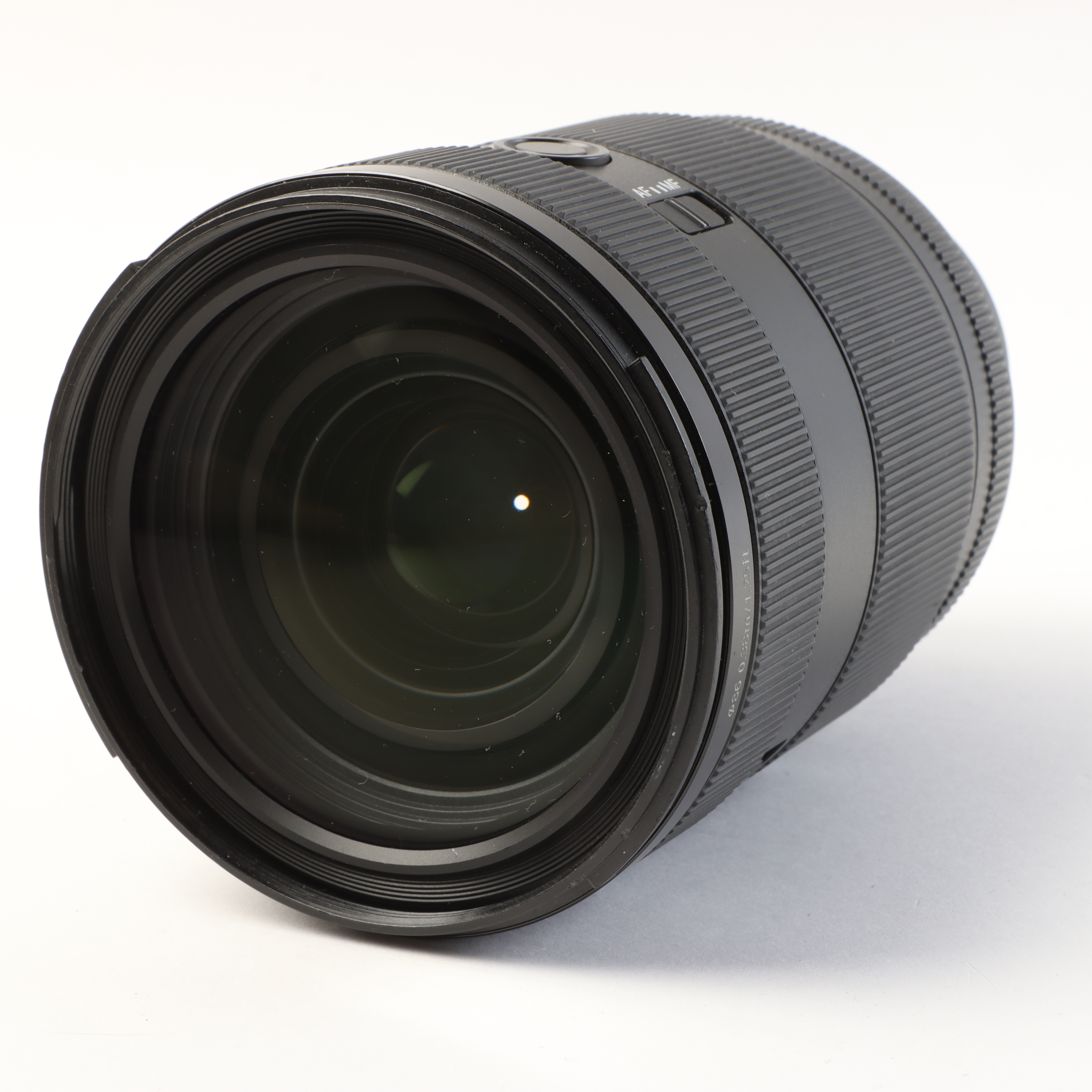USED Sony FE 28-70mm f2 GM Lens | Wex Photo Video