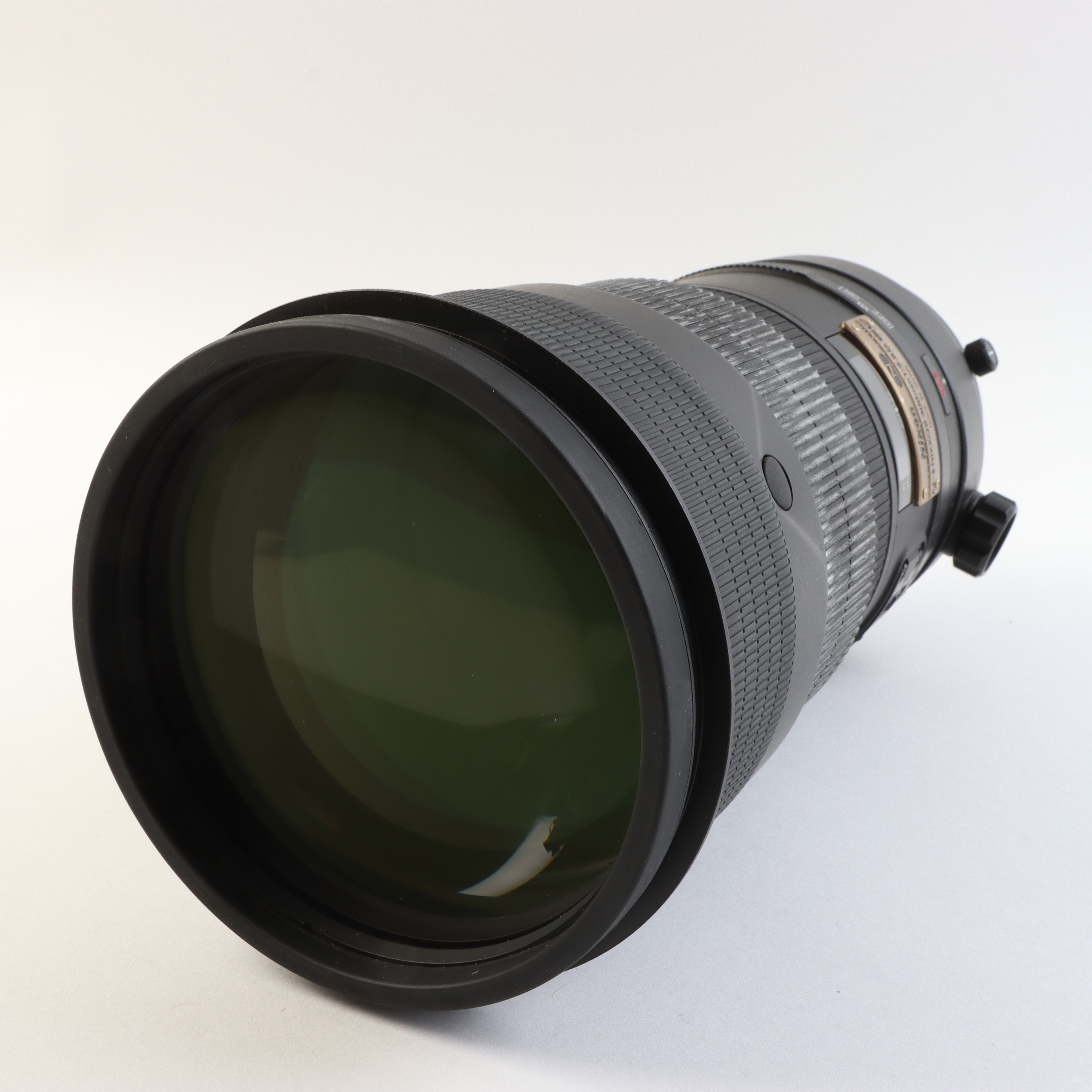 USED Nikon 300mm f2.8 G AF-S VR Nikkor Lens