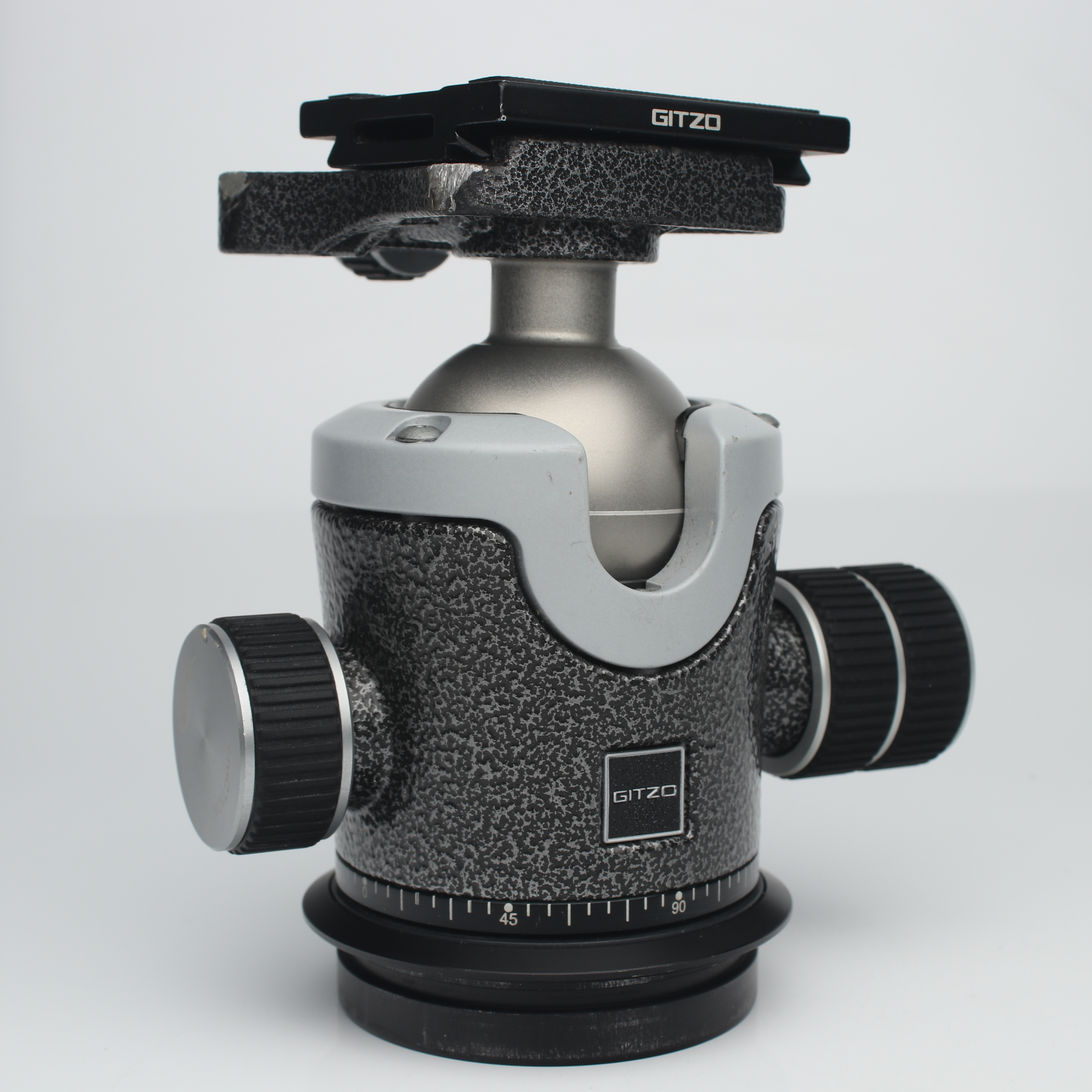 USED Gitzo GH4383LR Series 4 Centre Ball Head