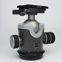 USED Gitzo GH4383LR Series 4 Centre Ball Head