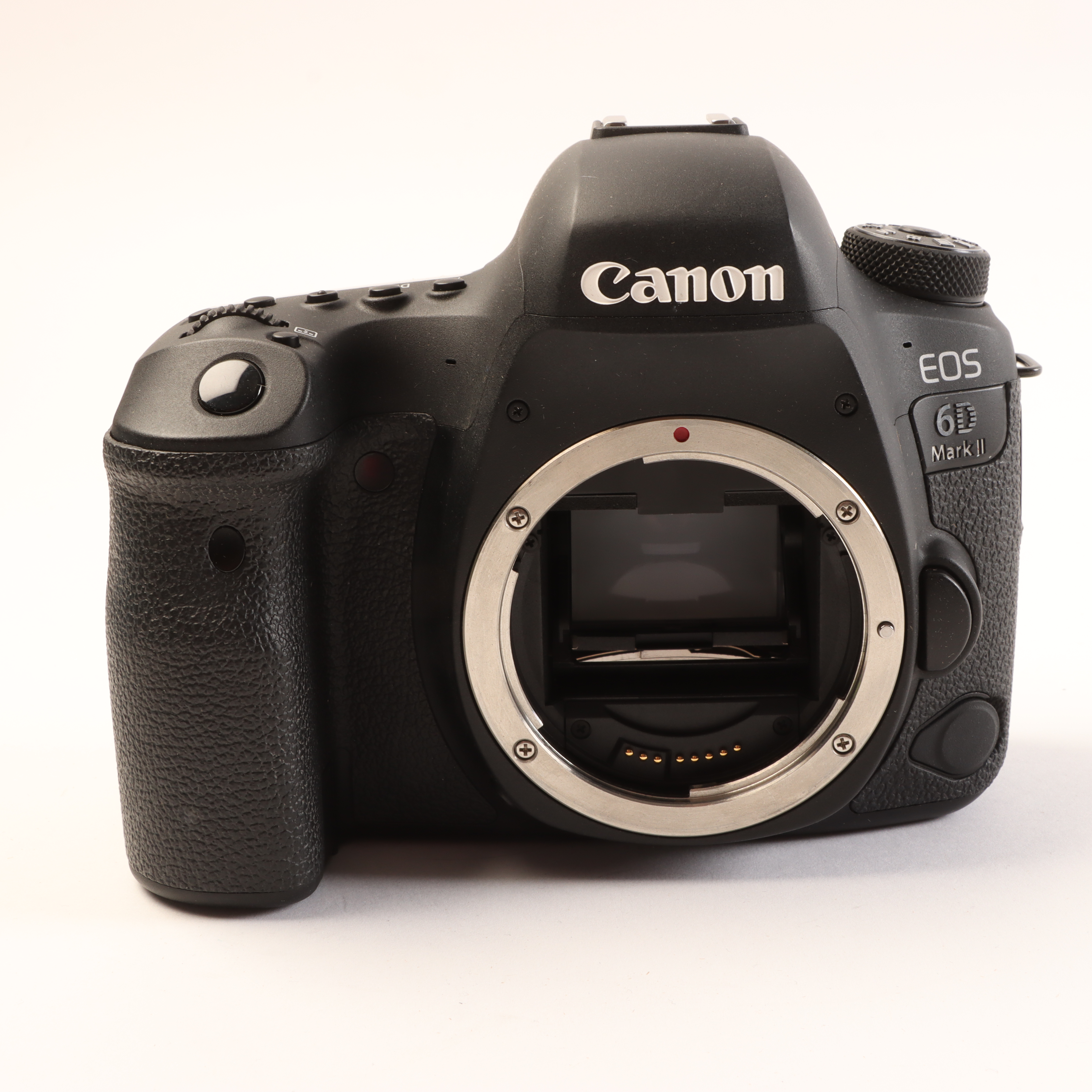 USED Canon EOS 6D Mark II Digital SLR Camera Body