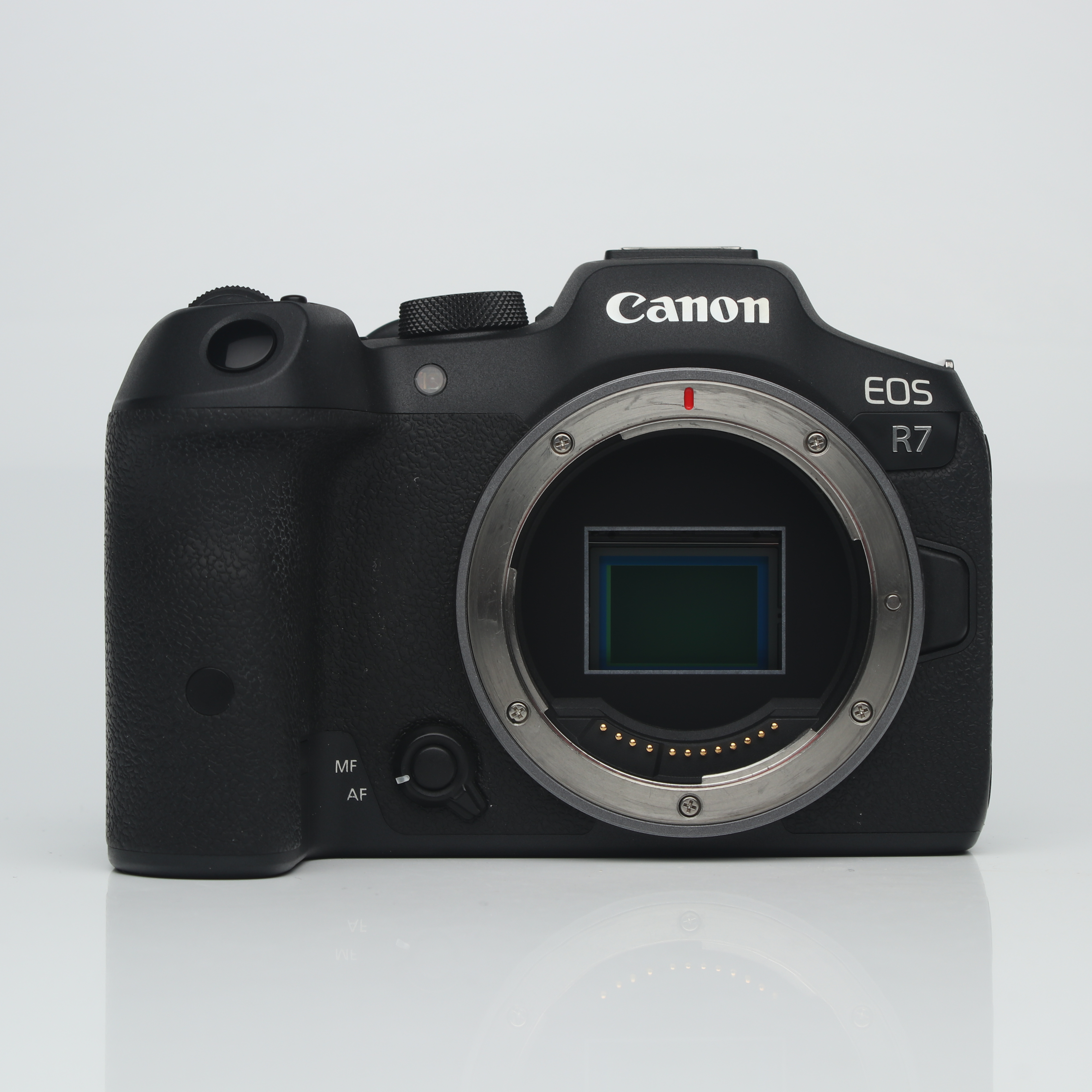 USED Canon EOS R7 Digital Camera Body