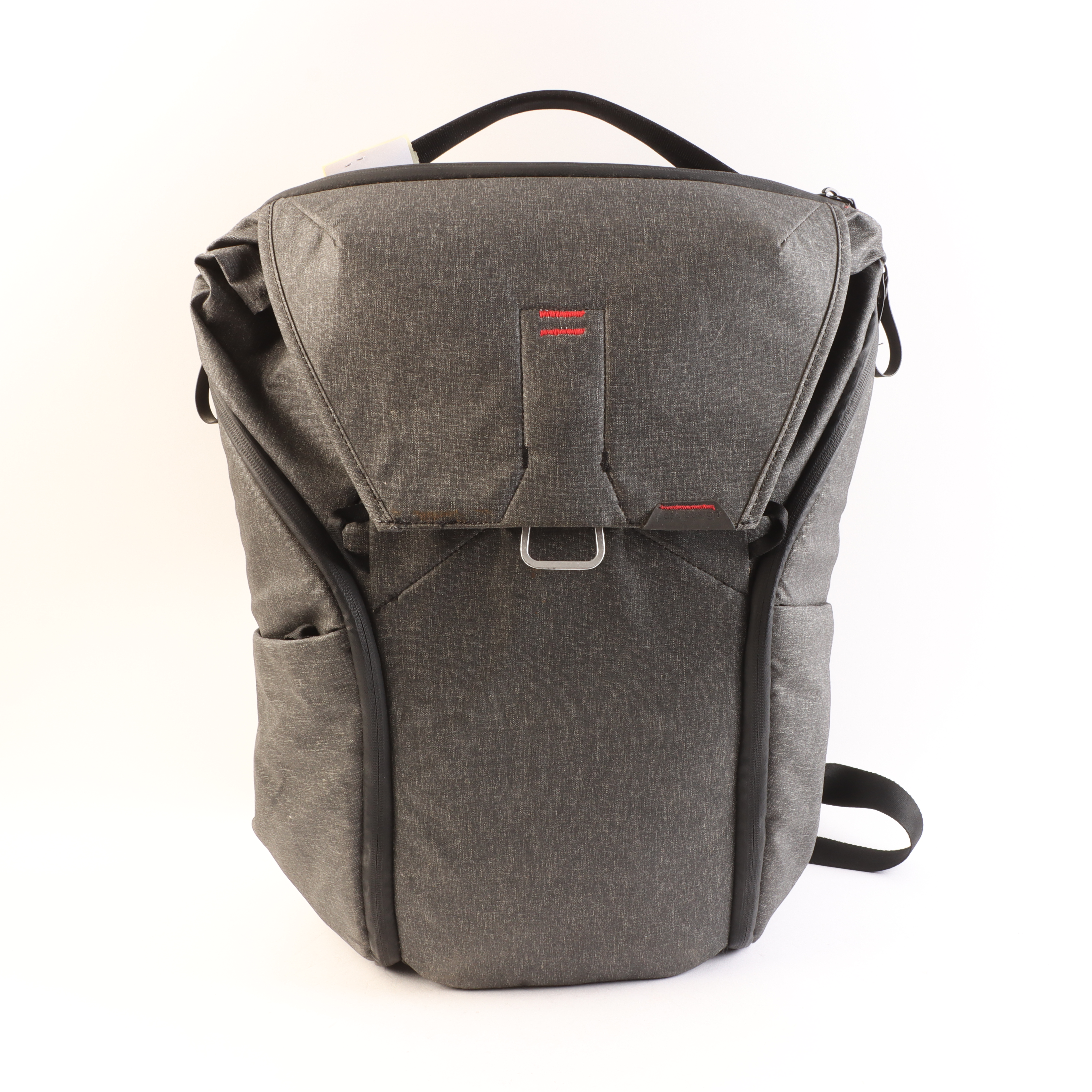 USED Peak Design Everyday Backpack 30L - Charcoal
