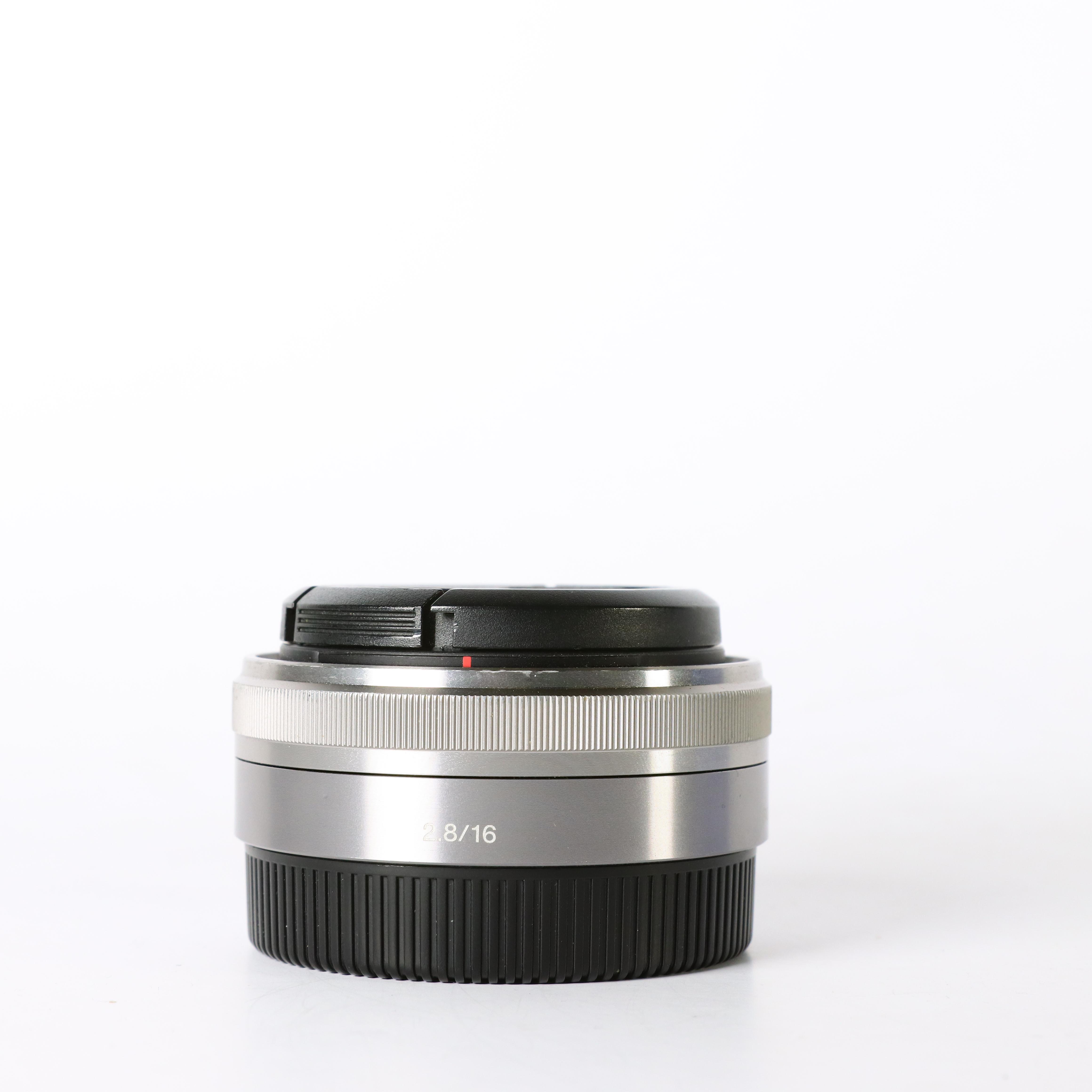 USED Sony E 16mm f2.8 Pancake Lens