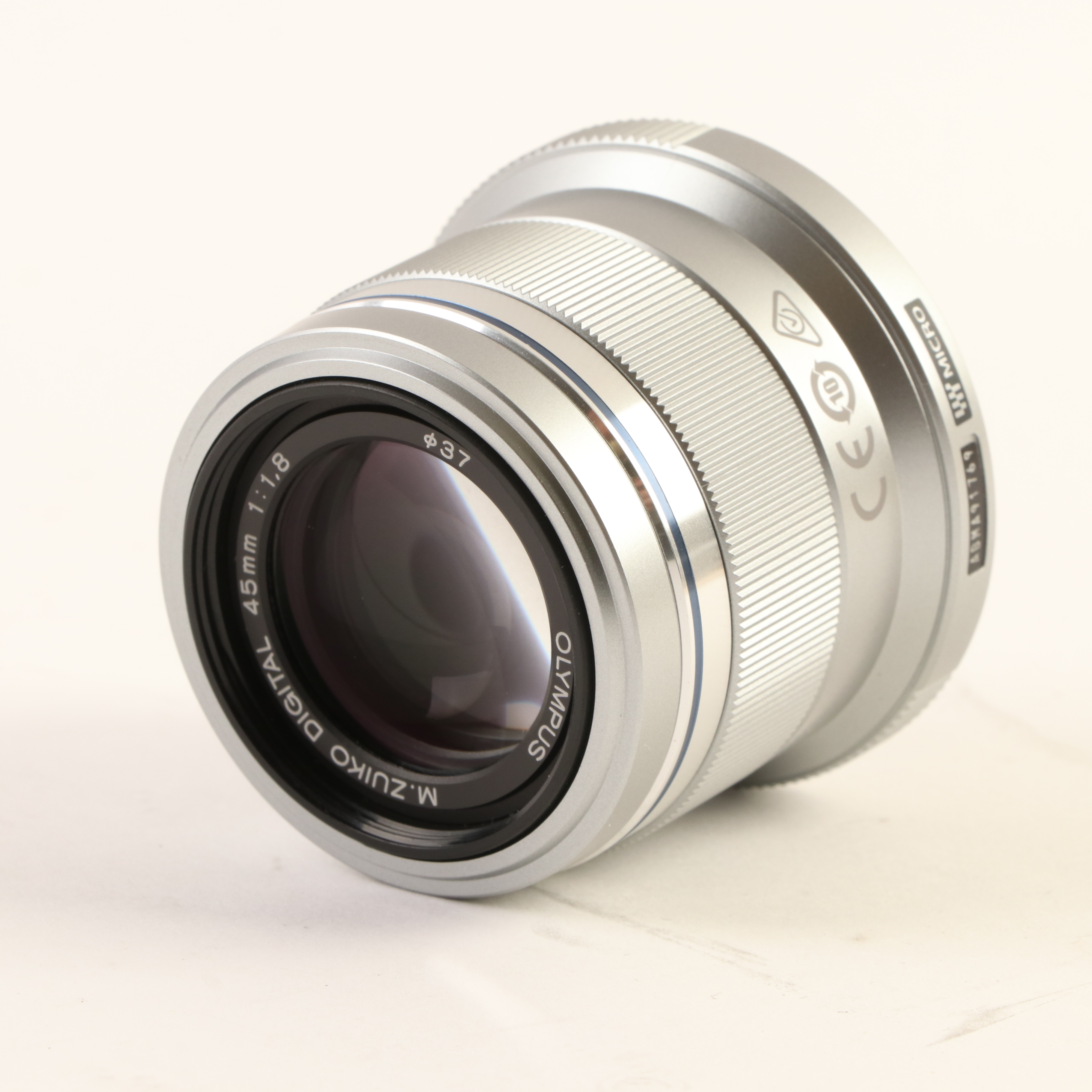 USED Olympus M.Zuiko Digital 45mm f1.8 Digital Lens - Silver