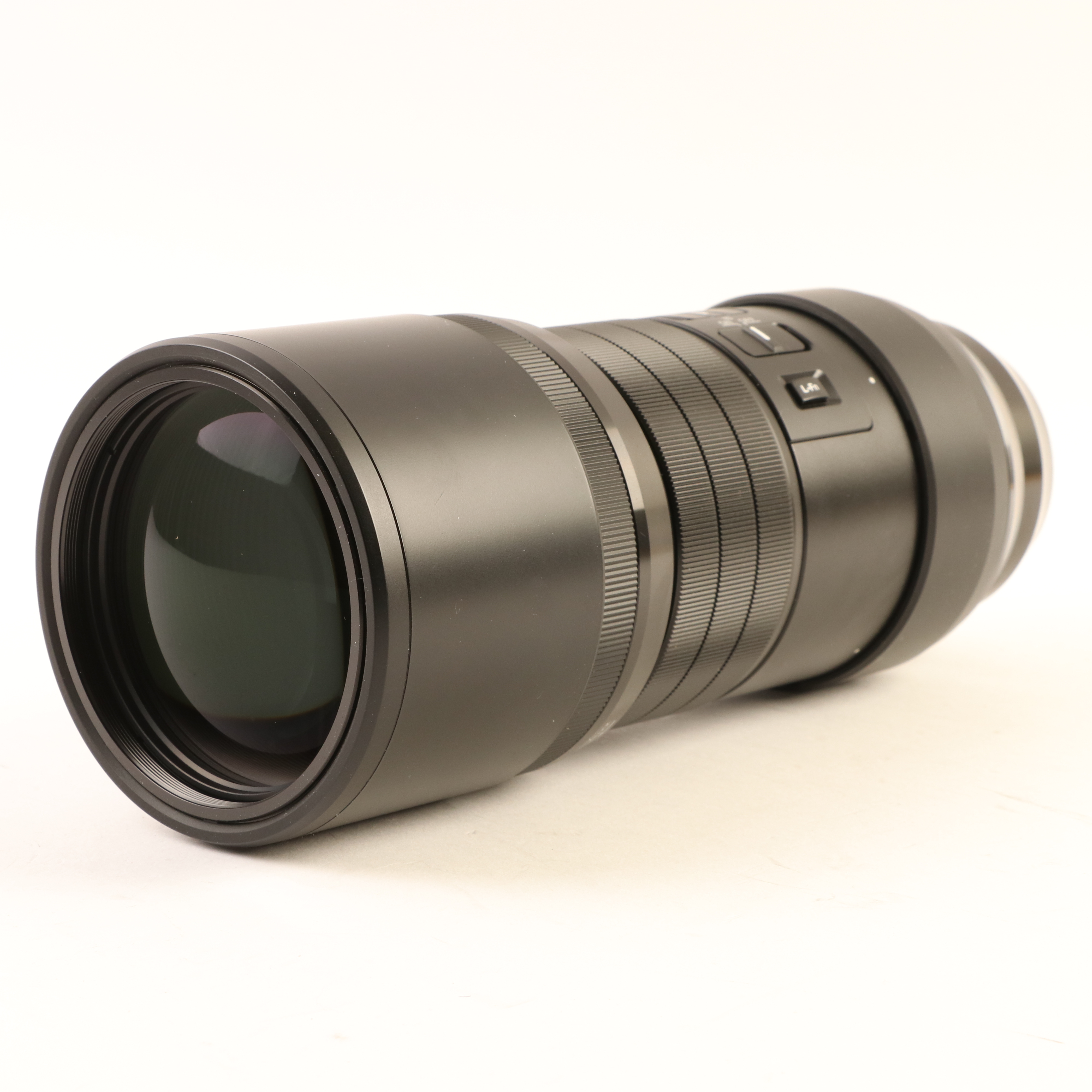 USED Olympus M.Zuiko Digital ED 300mm f4 IS PRO Lens