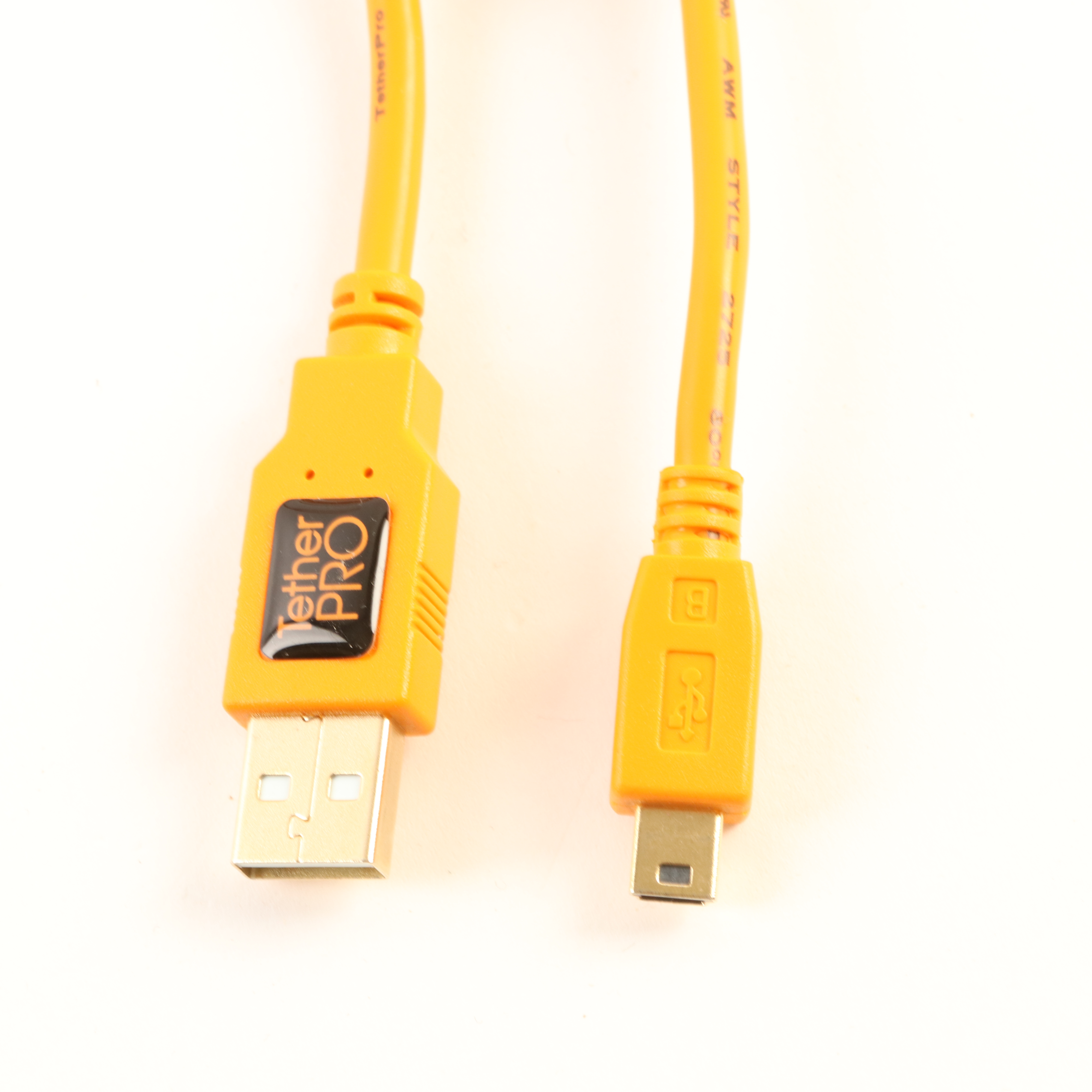 USED TetherTools TetherPro USB 2.0 Male to Mini-B 5 pin 15 foot Hi-Visibility Orange