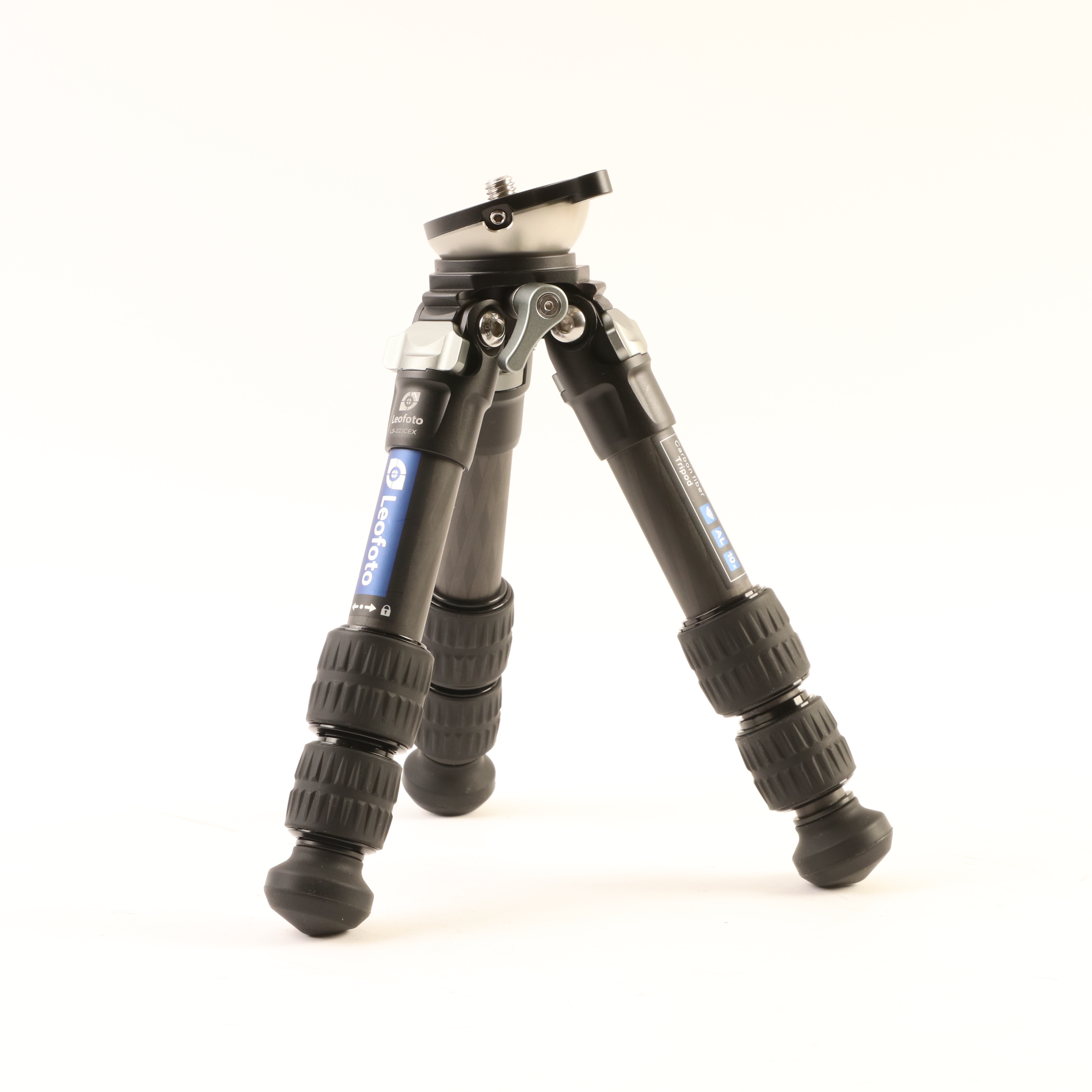 USED Leofoto Ranger LS-223CEX Tripod + Levelling Base