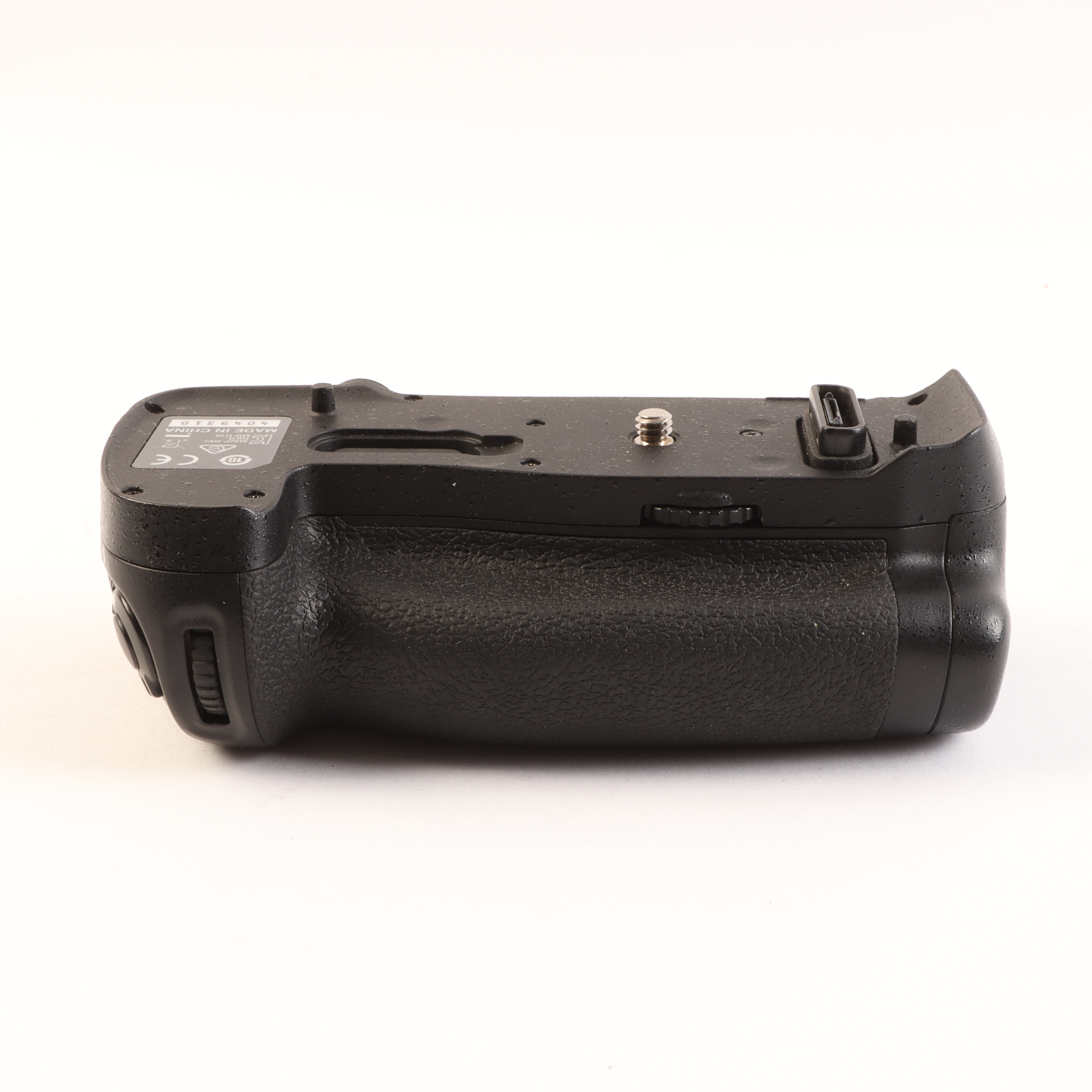 USED Nikon MB-D18 Battery Grip for Nikon D850