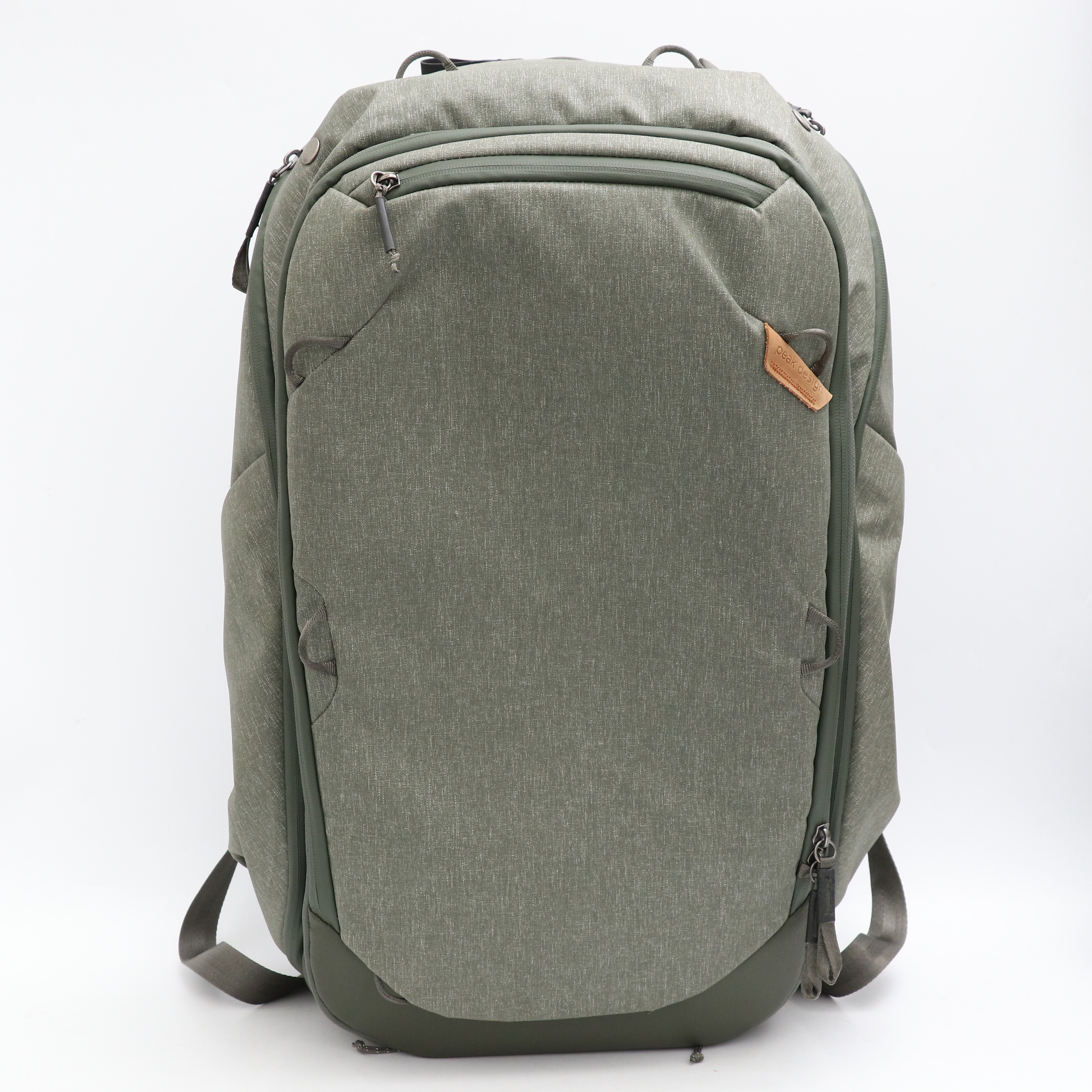 USED Peak Design Travel Backpack 45L - Sage