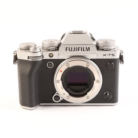USED Fujifilm X-T5 Digital Camera Body - Silver
