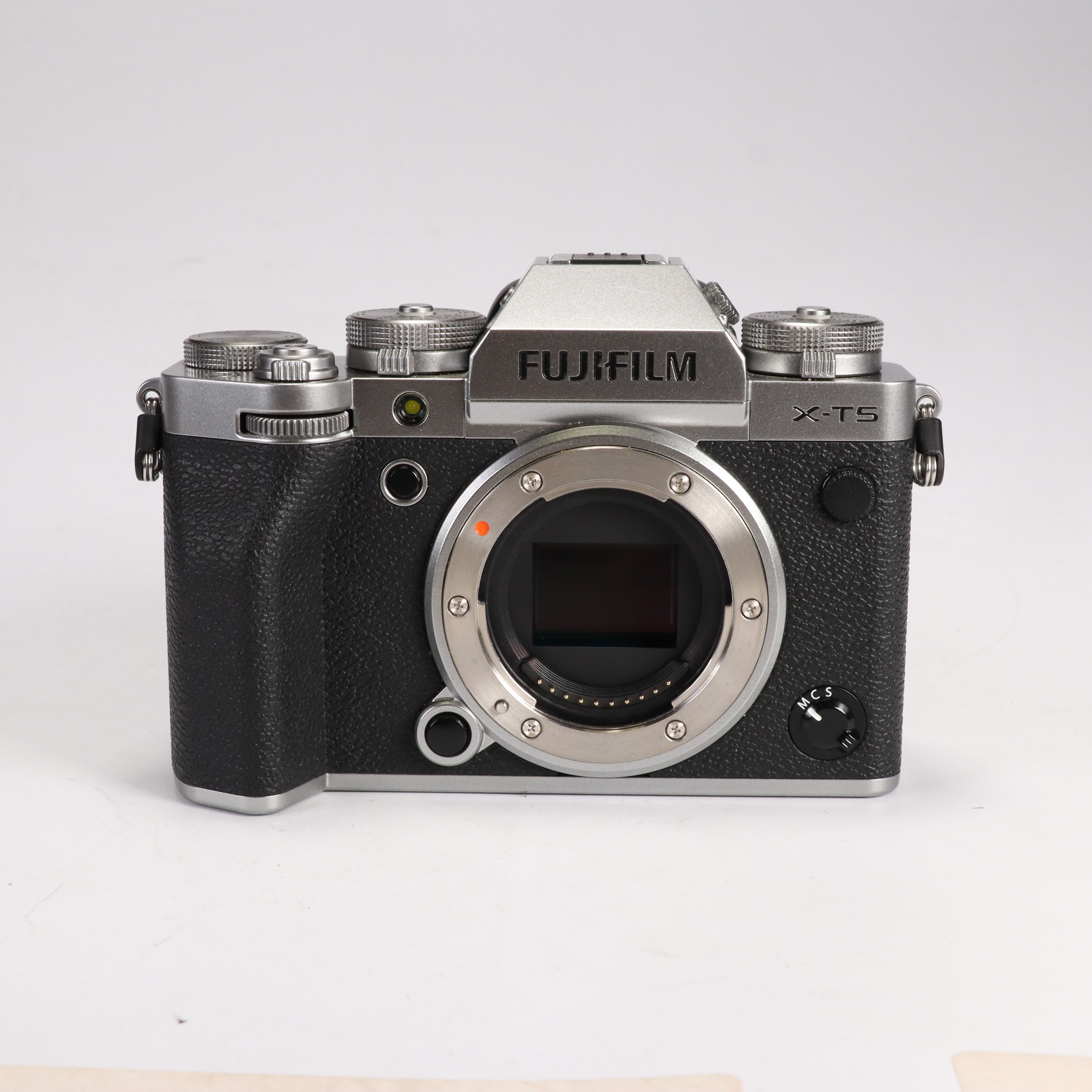 USED Fujifilm X-T5 Digital Camera Body - Silver